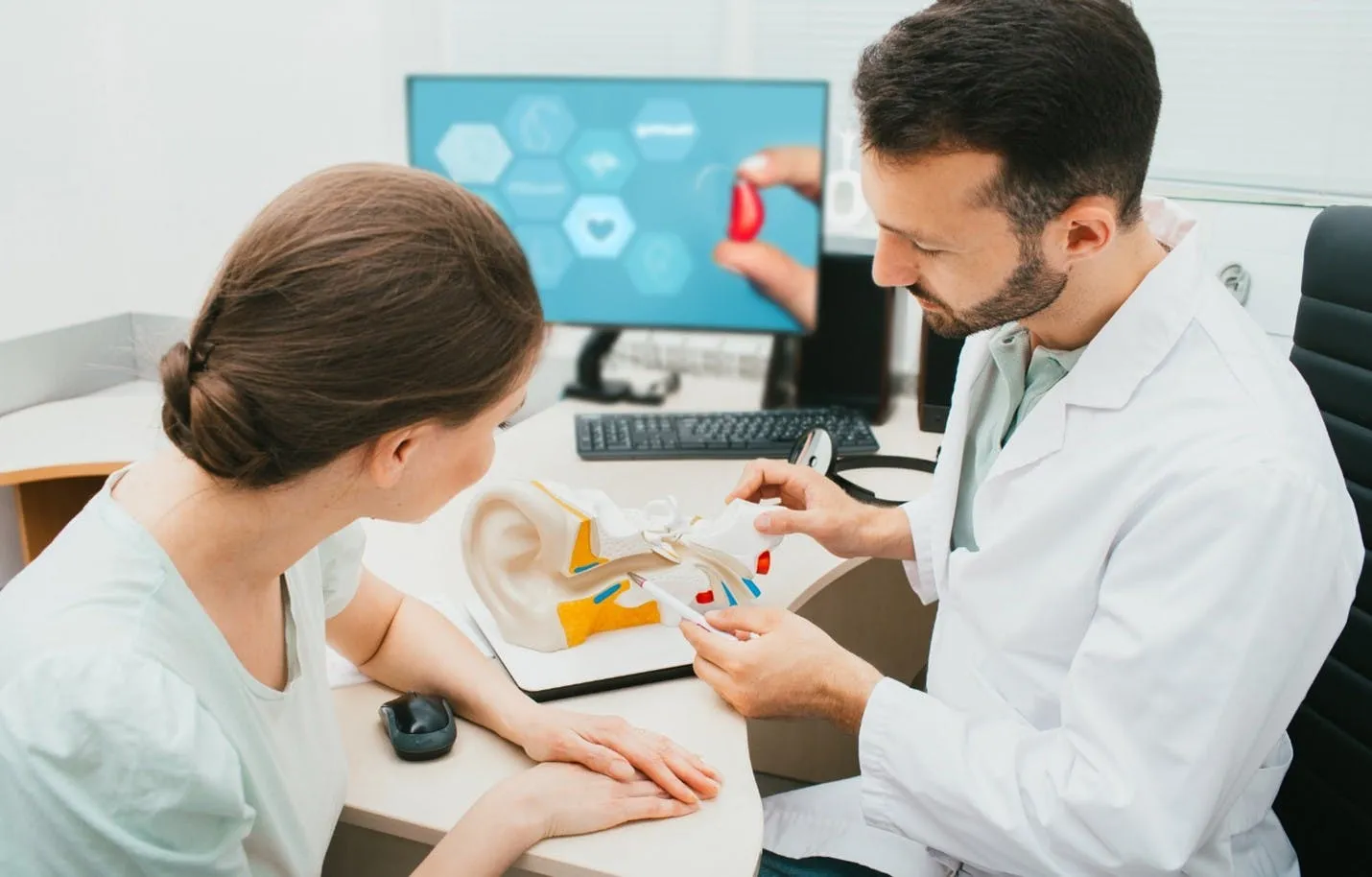Customized hearing aids in Lely & East Naples